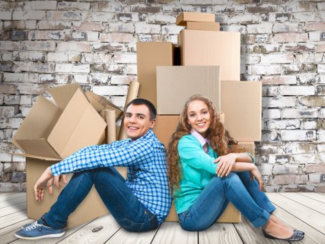 Organized storage unit for temporary belongings in Maldenrushett