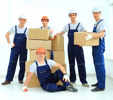 Local household storage options for families in Maldenrushett
