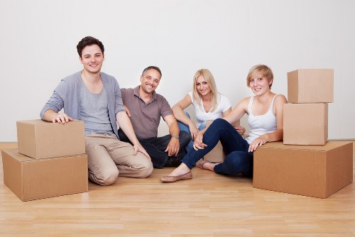 Final terms and governing law section for UK storage service